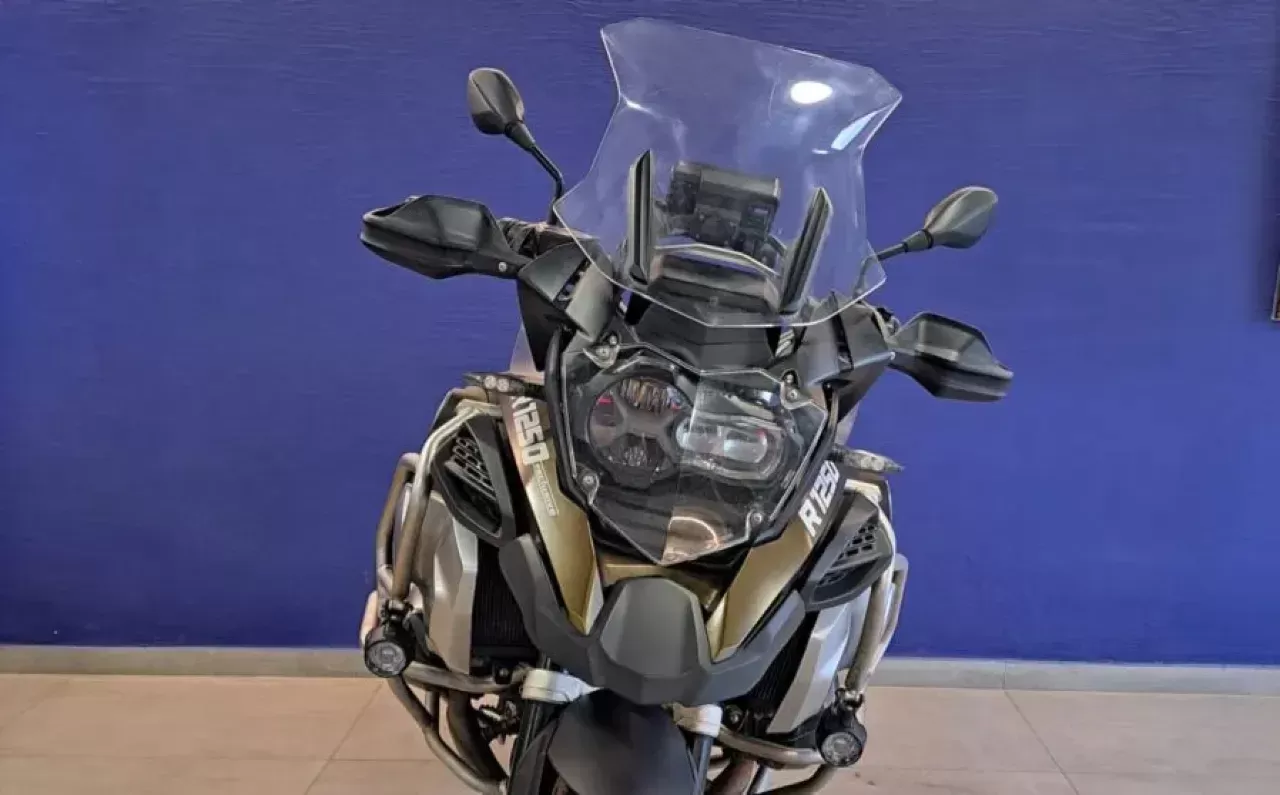 Bmw Motorrad R1250 Gs Adventure Ii — foto 2 de 7