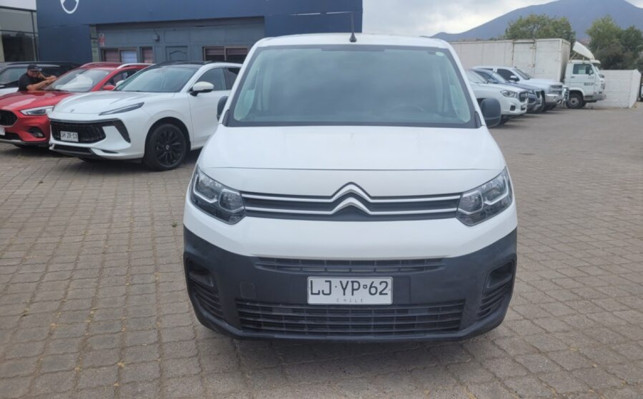 Citroën Berlingo K9 Blue — foto 2 de 14
