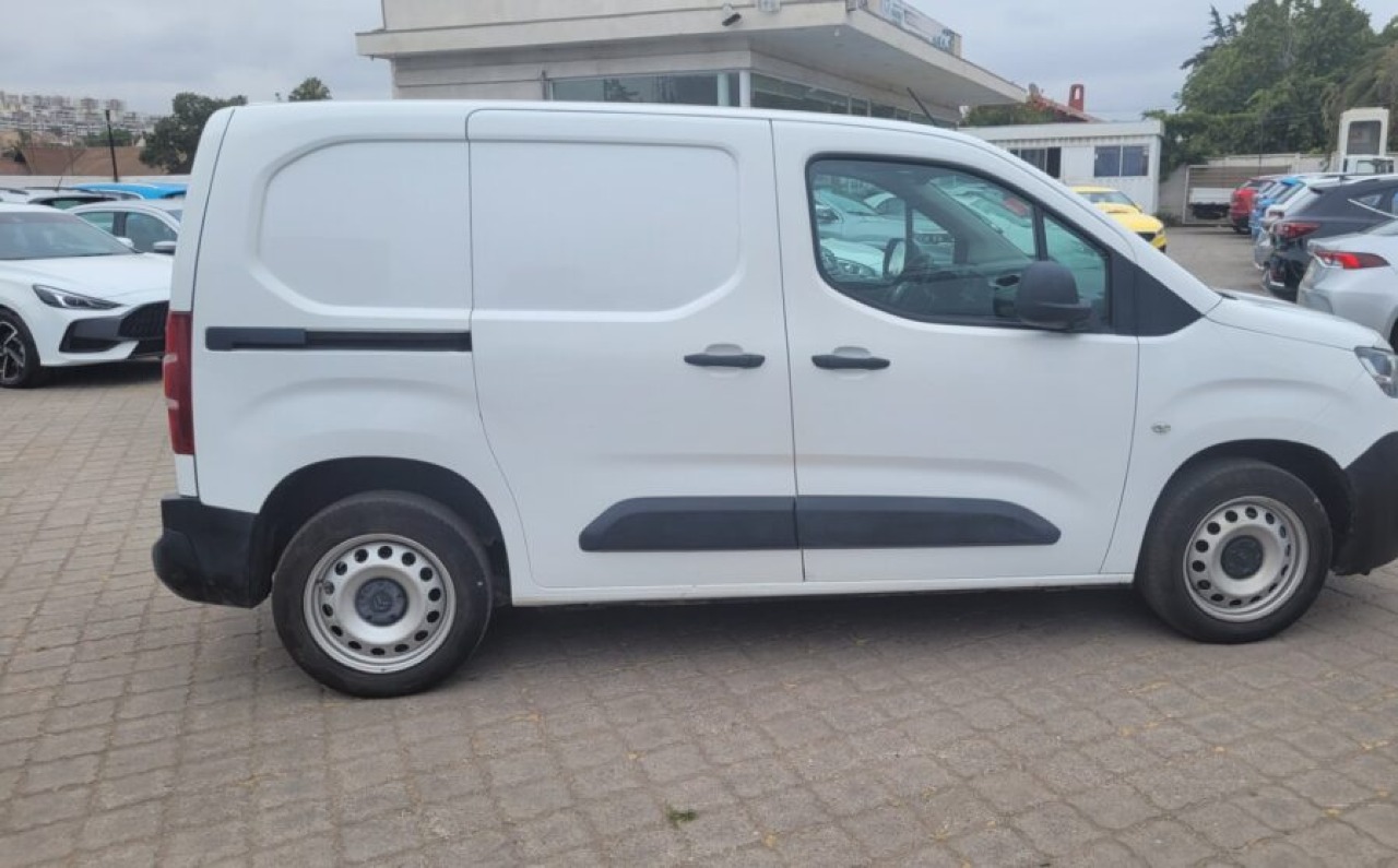 Citroën Berlingo K9 Blue — foto 9 de 14