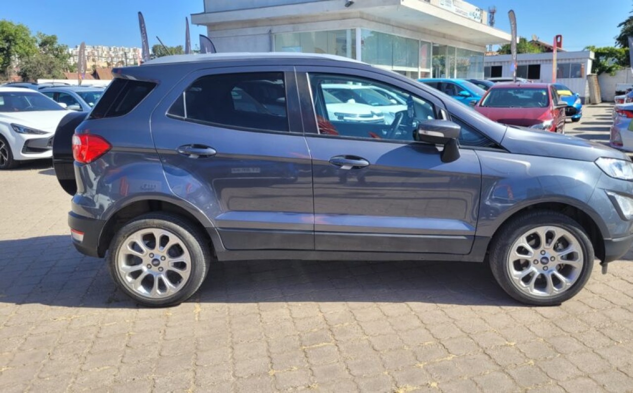 Ford Ecosport S — foto 7 de 15