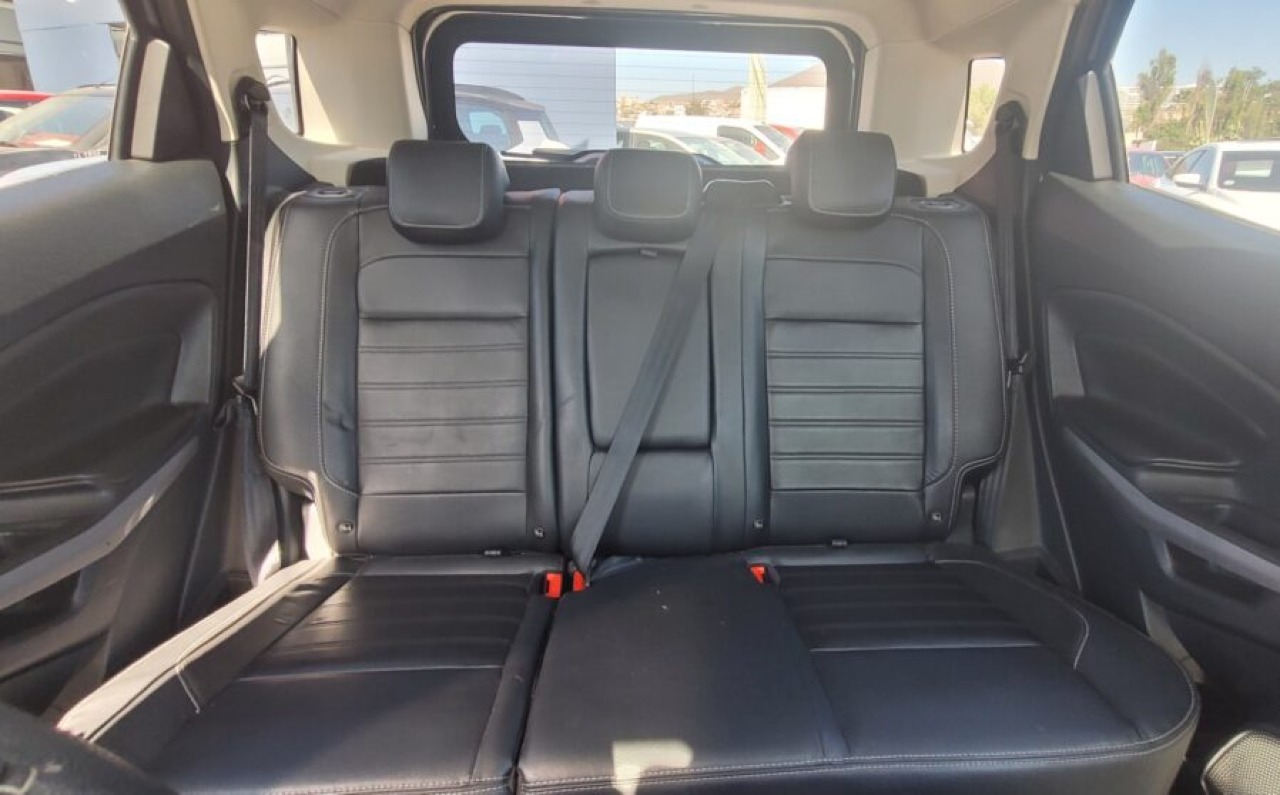 Ford Ecosport S — foto 14 de 15