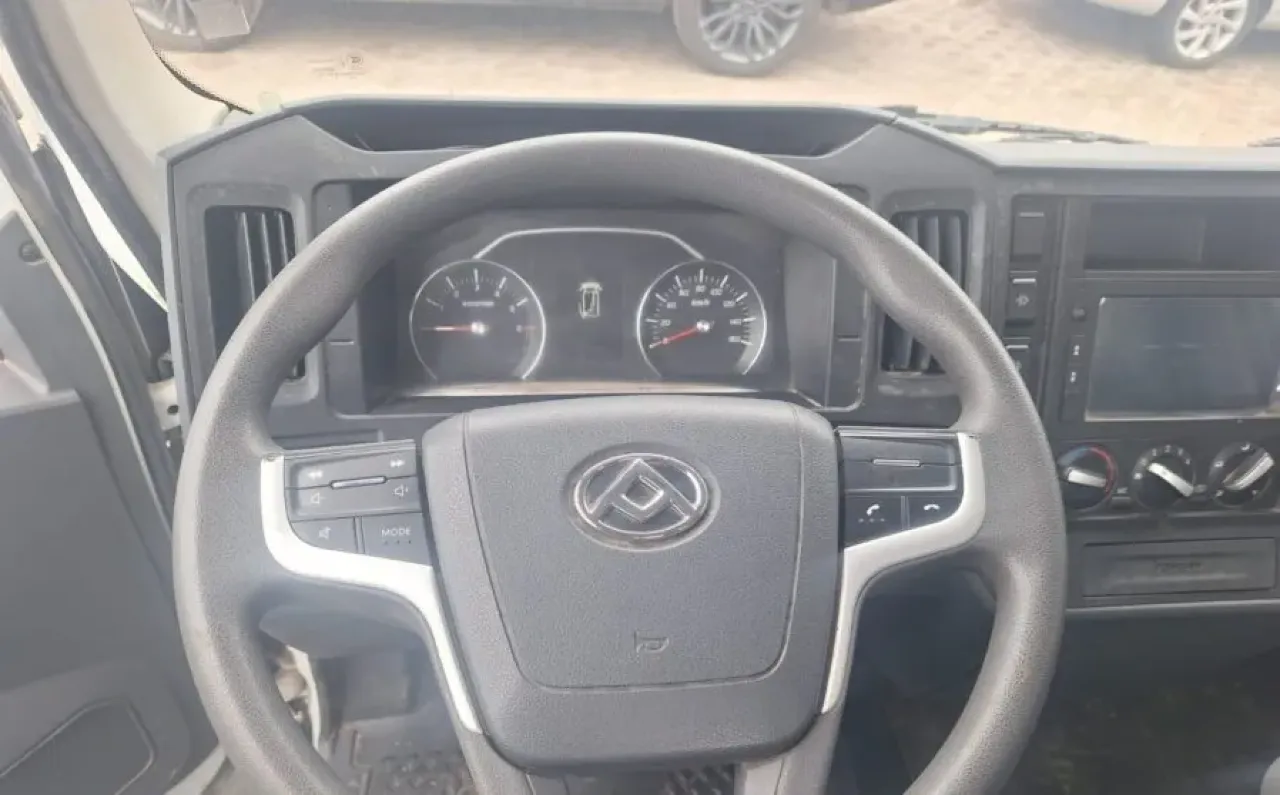 Maxus C35 — foto 8 de 12