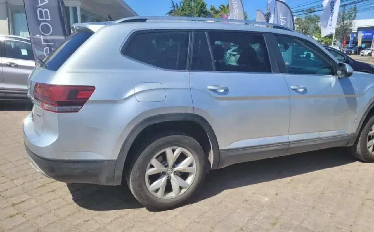 Volkswagen Atlas Otto — foto 8 de 15