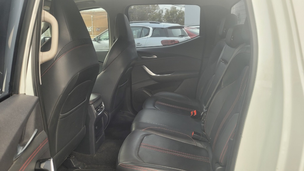 Maxus T90 4X4 Aut. — foto 11 de 15