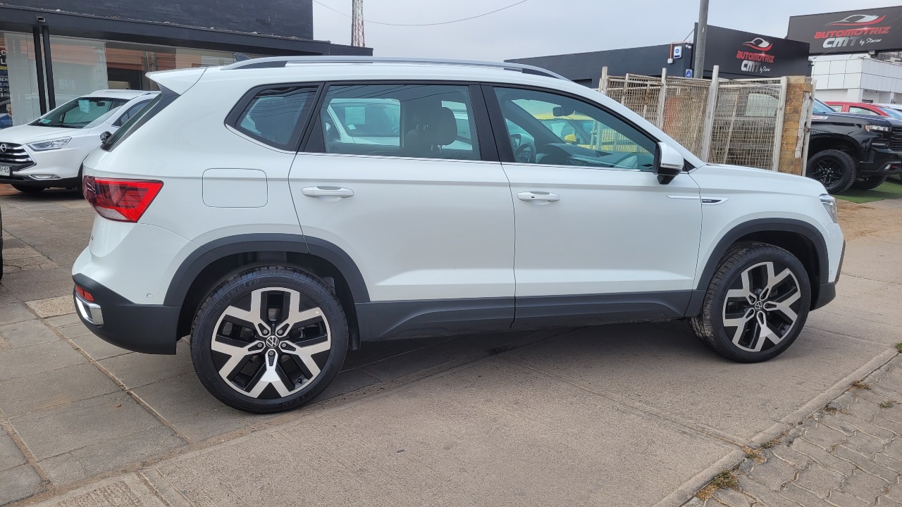 Volkswagen Taos Tsi 4X2 1.4 Aut. — foto 8 de 15