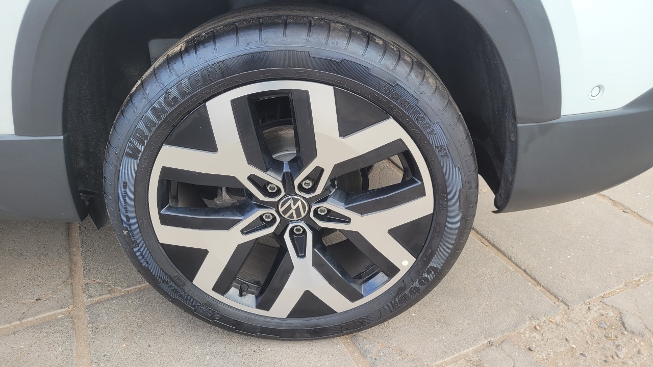 Volkswagen Taos Tsi 4X2 1.4 Aut. — foto 10 de 15