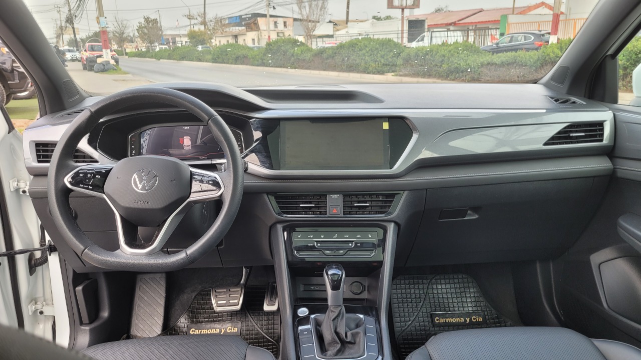 Volkswagen Taos Tsi 4X2 1.4 Aut. — foto 13 de 15