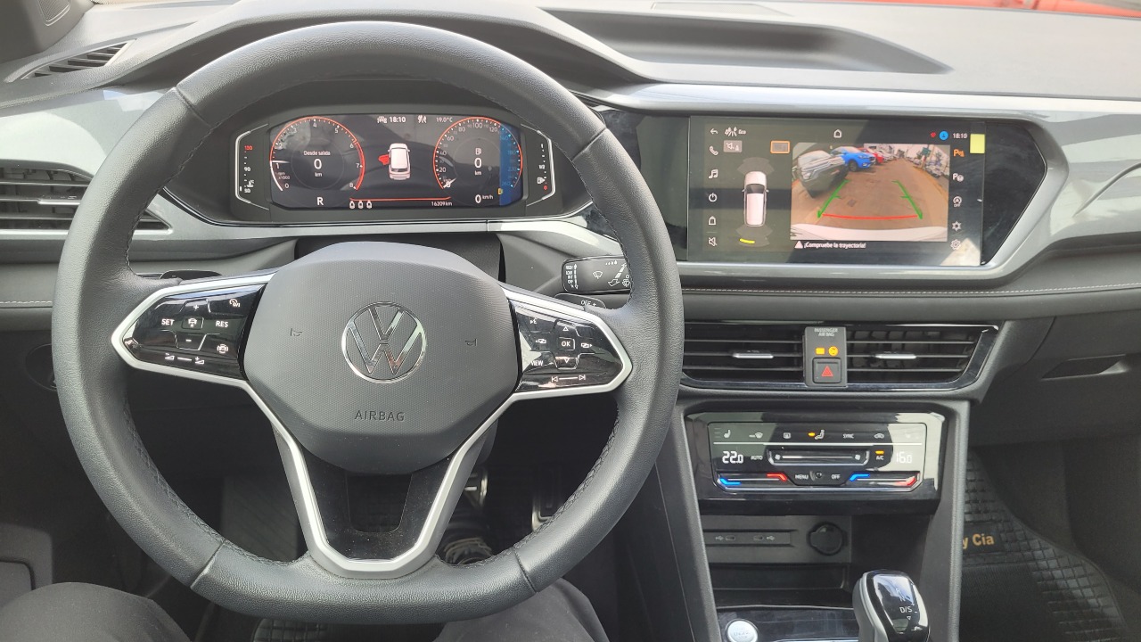 Volkswagen Taos Tsi 4X2 1.4 Aut. — foto 14 de 15