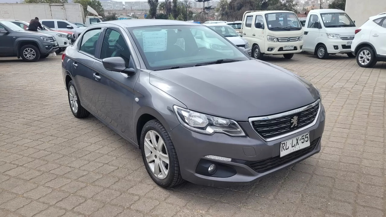 Peugeot 301 Hdi — foto 6 de 15