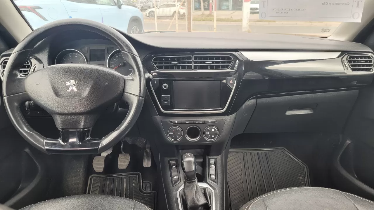 Peugeot 301 Hdi — foto 8 de 15