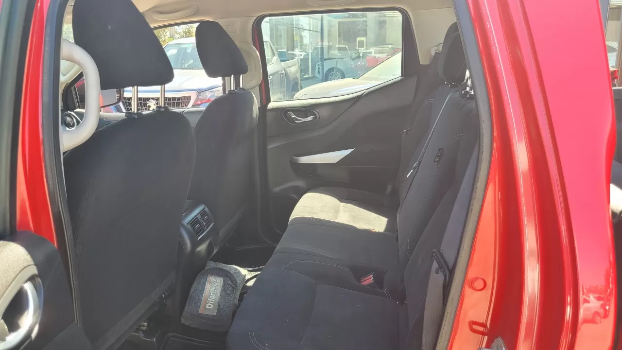 Nissan Np300 Navara Xe2.3 Mec. — foto 15 de 15