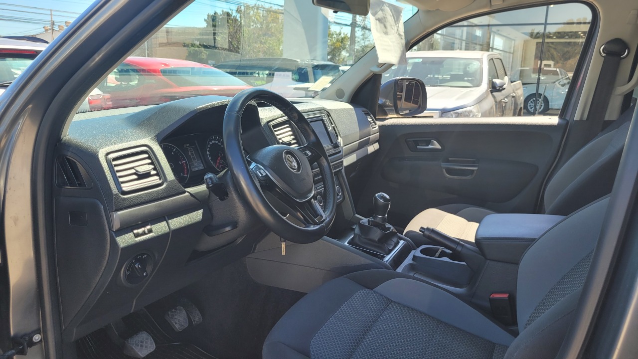Volkswagen Amarok Comfortline 2.0 4X2 Mec. — foto 9 de 15