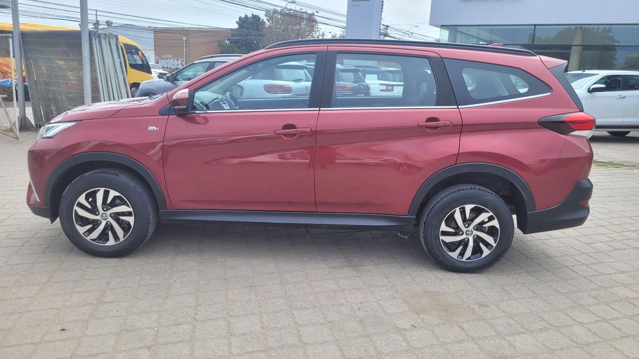 Toyota Rush Xli1.5 Full Aut. — foto 4 de 15