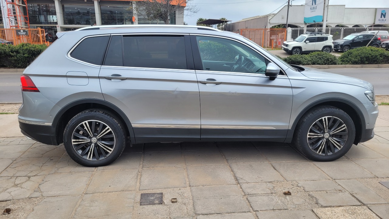 Volkswagen Tiguan Otto 4X4 2.0 Full Aut. — foto 7 de 15