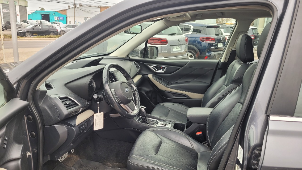 Subaru Forester 4X4 2.0 Full Aut. — foto 9 de 16