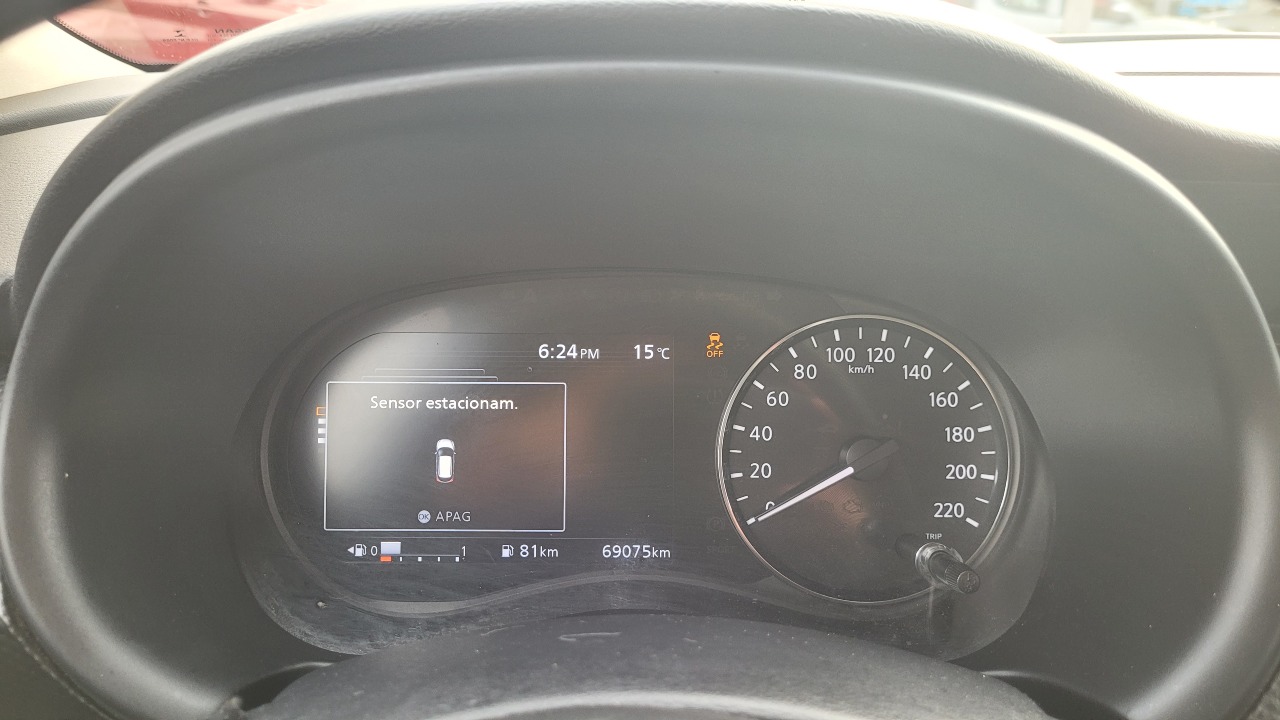 Nissan Kicks 1.6 4X2 Full Mec. — foto 9 de 15