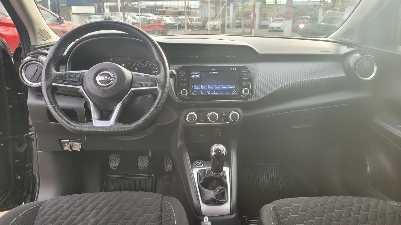 Nissan Kicks 1.6 4X2 Full Mec. — foto 12 de 15