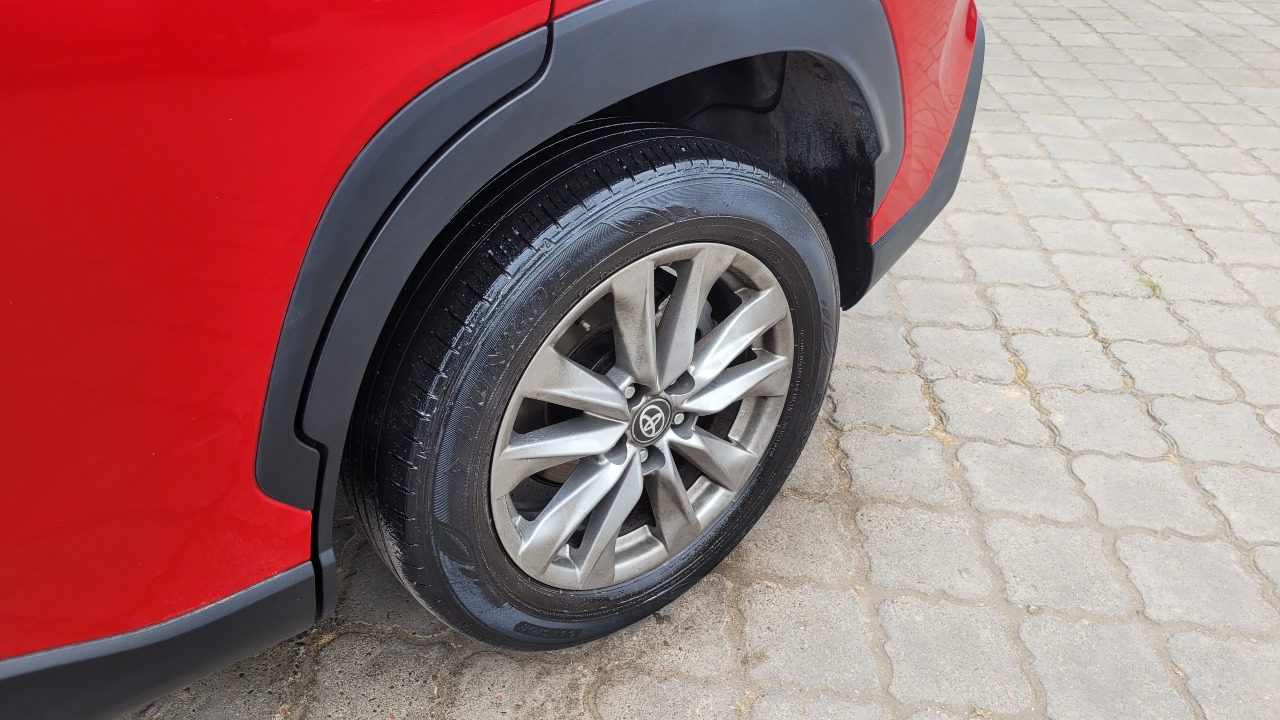 Toyota Corolla Cross Cvt Hev1.8 Full Aut. — foto 9 de 15