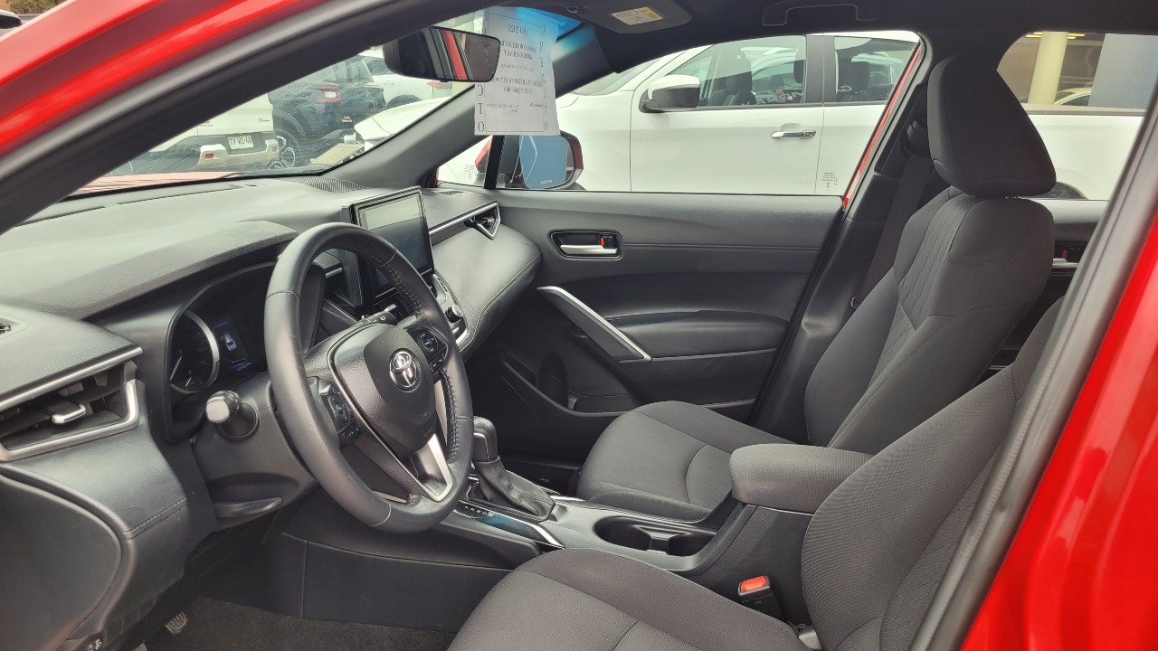 Toyota Corolla Cross Cvt Hev1.8 Full Aut. — foto 12 de 15