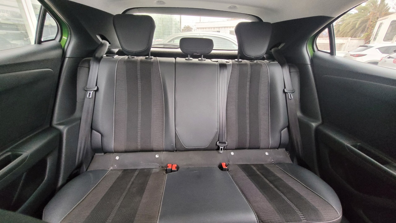 Opel Moka 1.2 T Full Mec. — foto 9 de 15