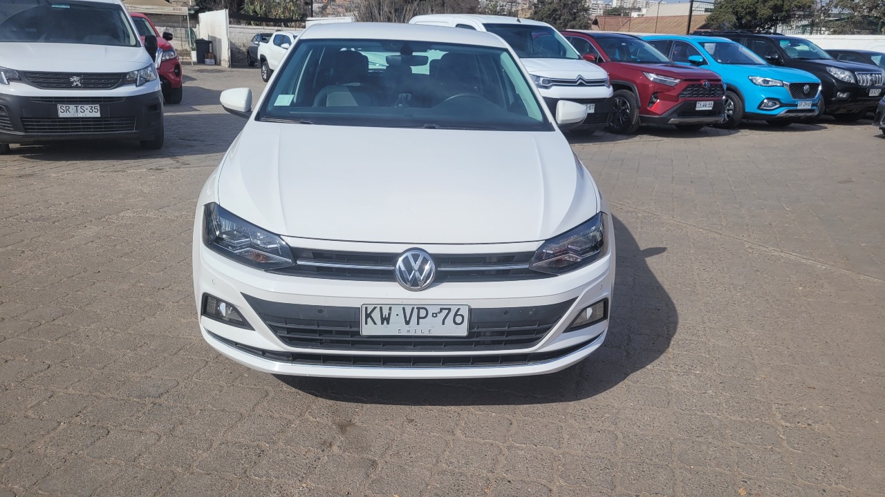 Volkswagen Polo Highline 1.6 Full Mec. — foto 2 de 15