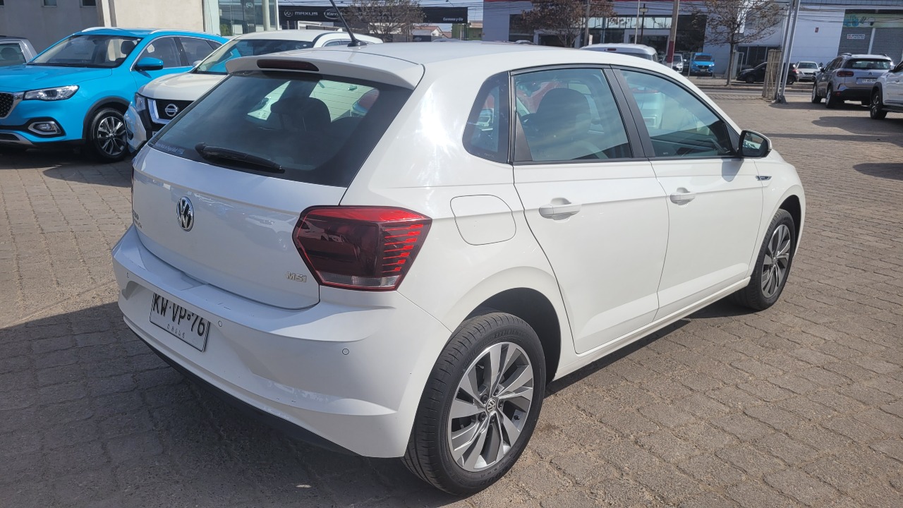 Volkswagen Polo Highline 1.6 Full Mec. — foto 4 de 15