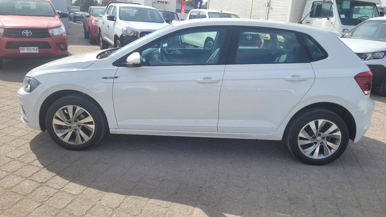 Volkswagen Polo Highline 1.6 Full Mec. — foto 5 de 15