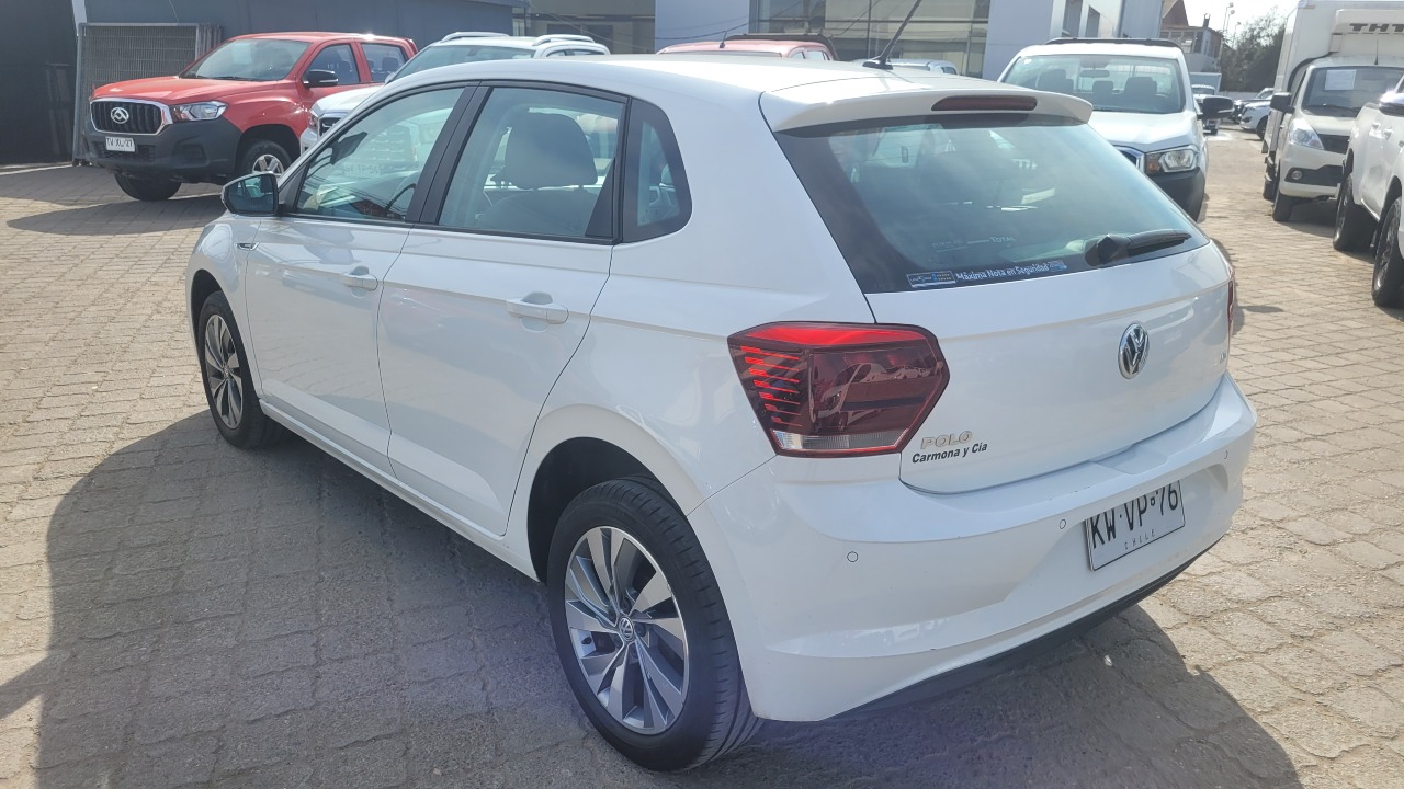 Volkswagen Polo Highline 1.6 Full Mec. — foto 6 de 15