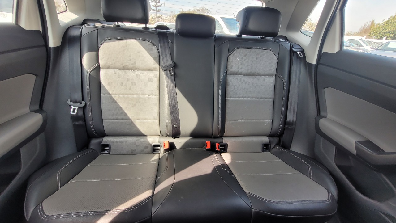 Volkswagen Polo Highline 1.6 Full Mec. — foto 15 de 15