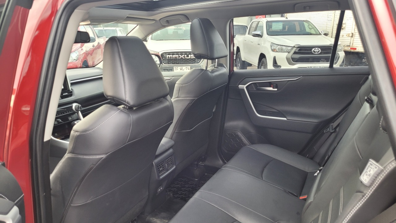 Toyota Rav4 Limited 2.5 4X4 Hybrido — foto 12 de 15