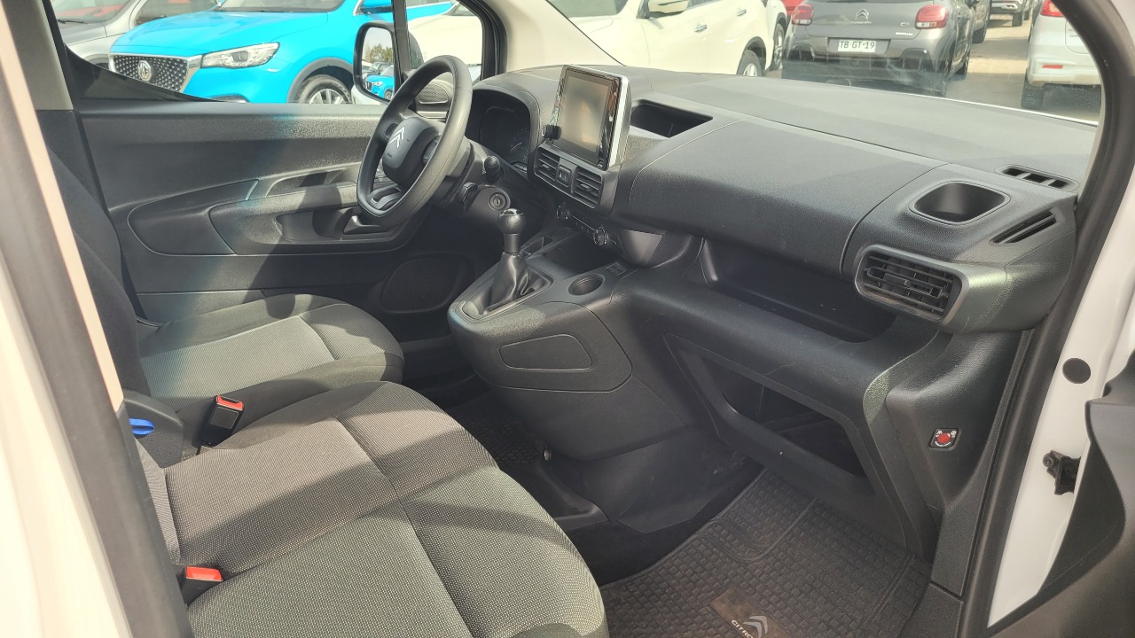 Citroën Berlingo K9 1.6 Full Mec. — foto 14 de 15