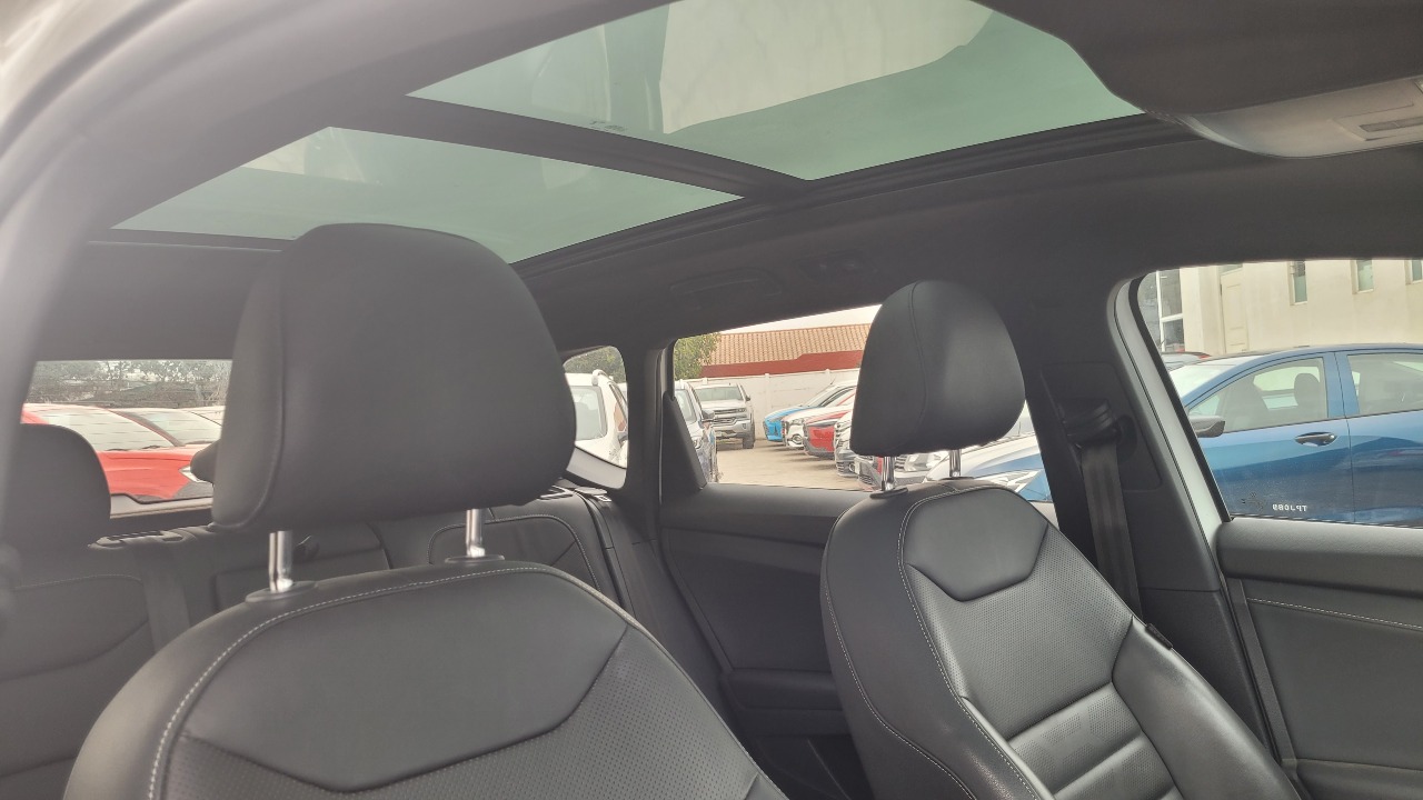 Volkswagen Taos Tsi 4X2 1.4 Full Aut. — foto 14 de 16