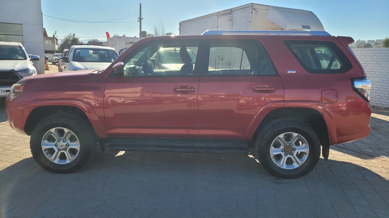 Toyota 4Runner 4X4 4.0 Full Aut. — foto 5 de 15