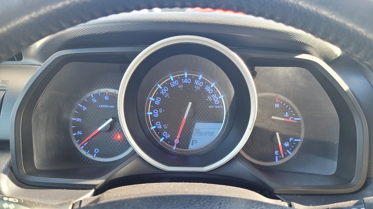 Toyota 4Runner 4X4 4.0 Full Aut. — foto 10 de 15