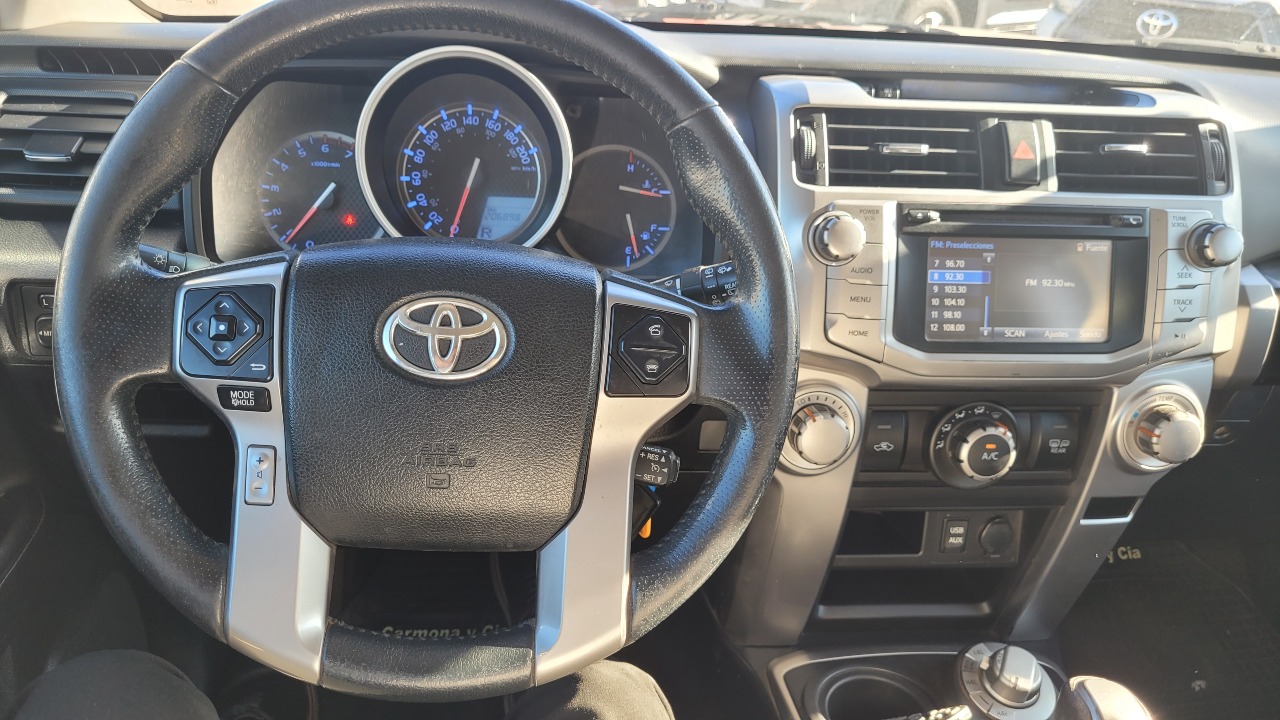 Toyota 4Runner 4X4 4.0 Full Aut. — foto 11 de 15