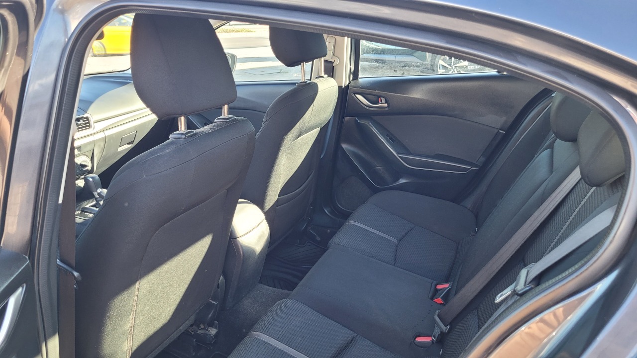 Mazda New3 1.6 Full Aut. — foto 13 de 15