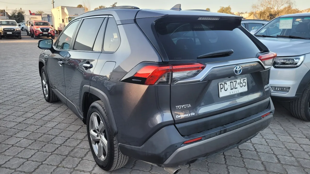 Toyota Rav4 4X4 2.5 Hybrido Full Aut. — foto 6 de 16
