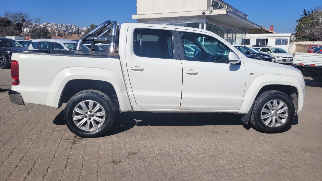 Volkswagen Amarok Highline 4X4 Full Aut. — foto 8 de 15