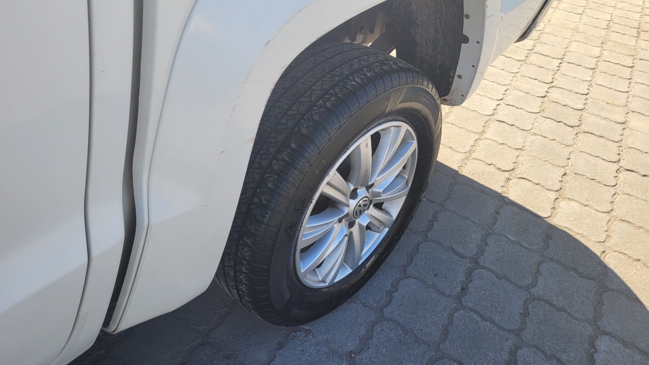 Volkswagen Amarok Highline 4X4 Full Aut. — foto 12 de 15