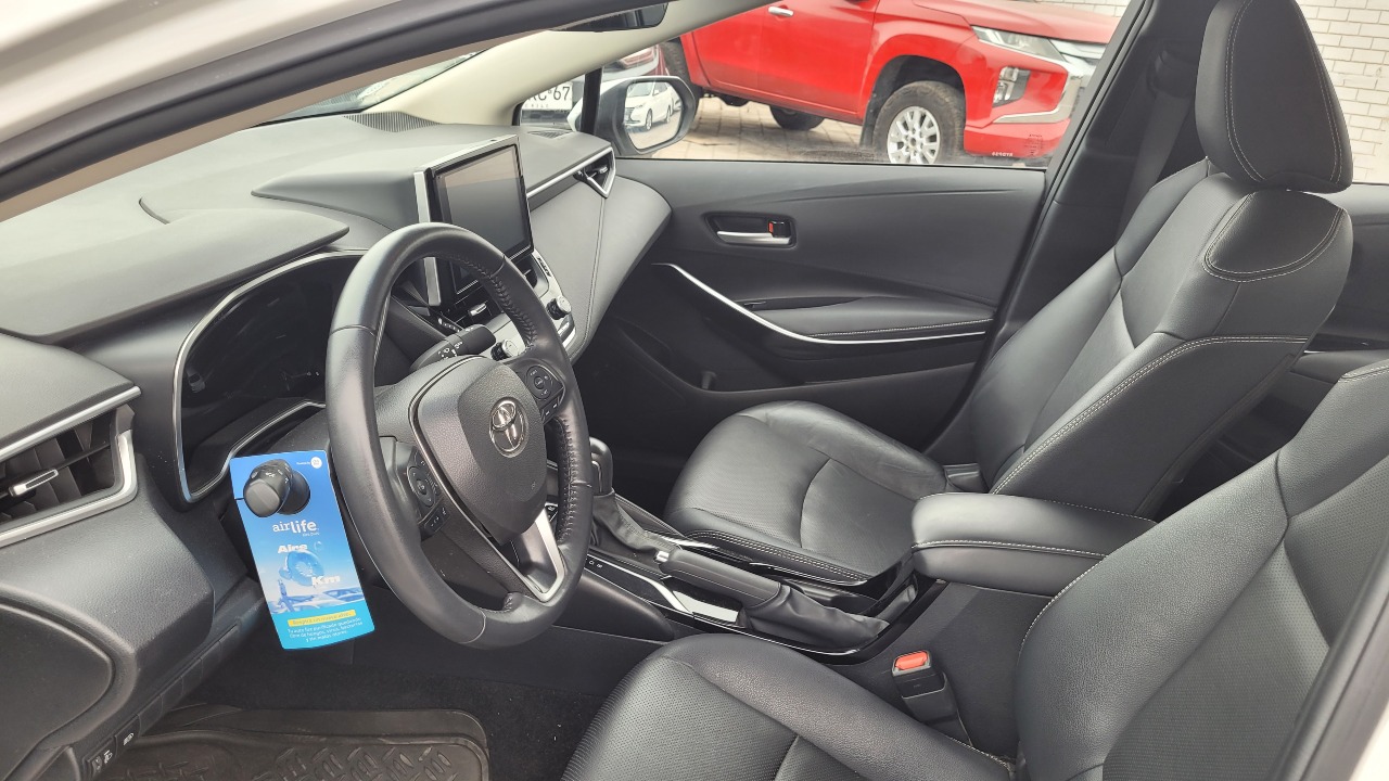 Toyota Corolla Sd Hev Cvt1.8 Full Aut. — foto 15 de 16
