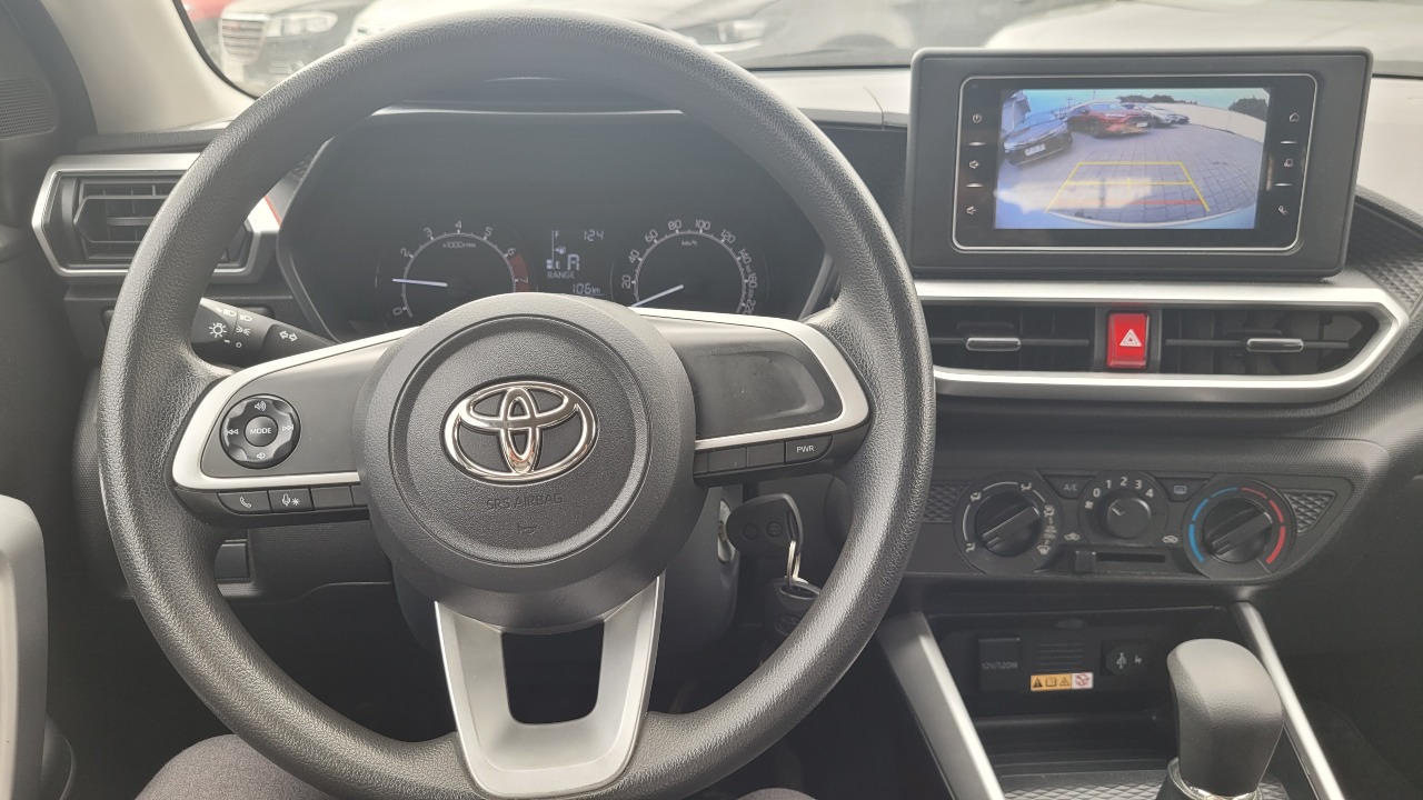 Toyota Raize Cvt1.2 Full Aut. — foto 10 de 15