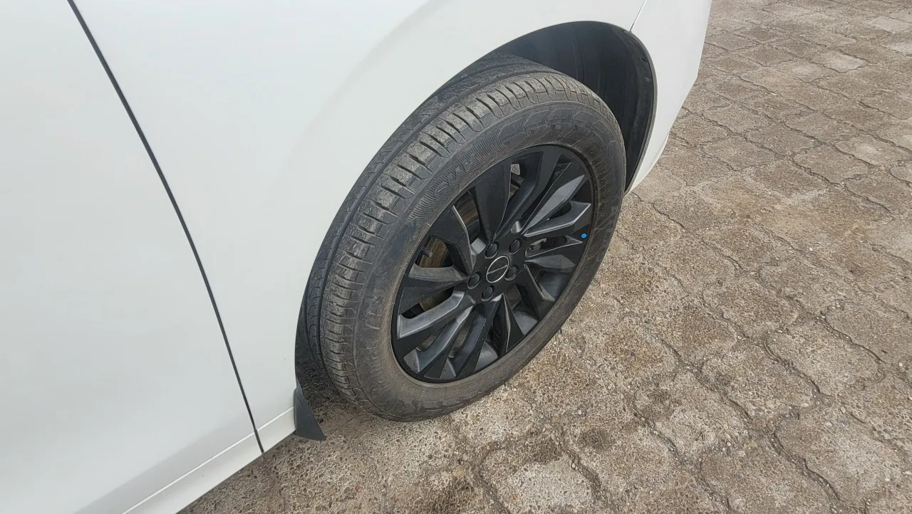 Dfm T5 Evo 4X2 1.5 Full Aut. — foto 13 de 16