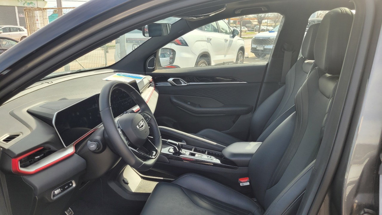 Geely Coolray 4X2 1.5 Full Aut. — foto 11 de 16
