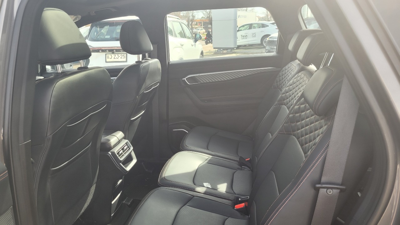 Geely Okavango 2.0 Full Aut. — foto 12 de 16