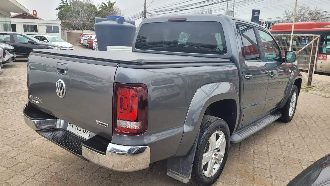 Volkswagen Amarok Highline 4X4 Full Aut. — foto 7 de 16