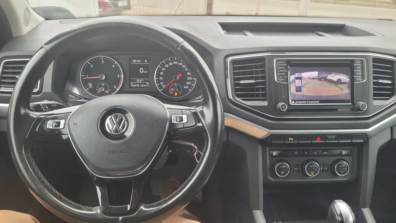 Volkswagen Amarok Highline 4X4 Full Aut. — foto 13 de 16