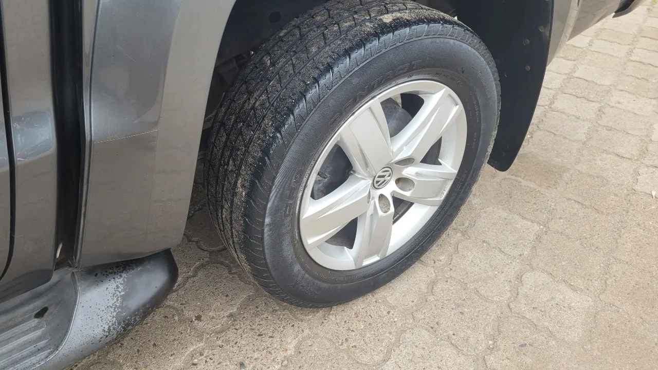 Volkswagen Amarok Highline 4X4 Full Aut. — foto 16 de 16