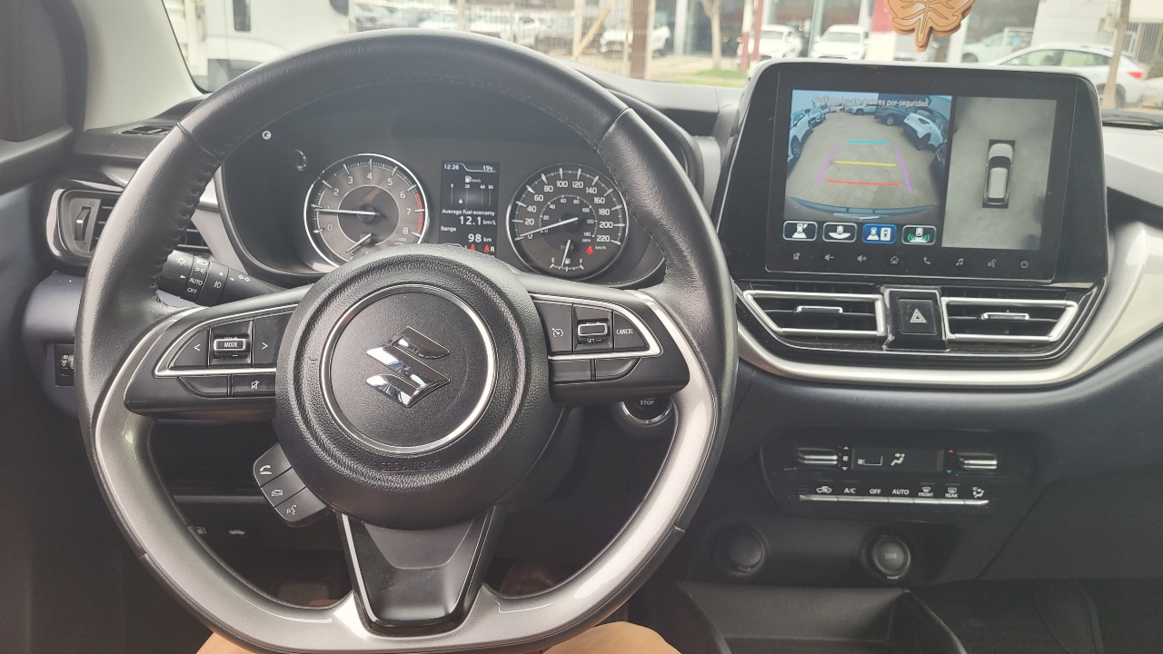 Suzuki Baleno 4X2 1.5 Full Mec. — foto 10 de 15