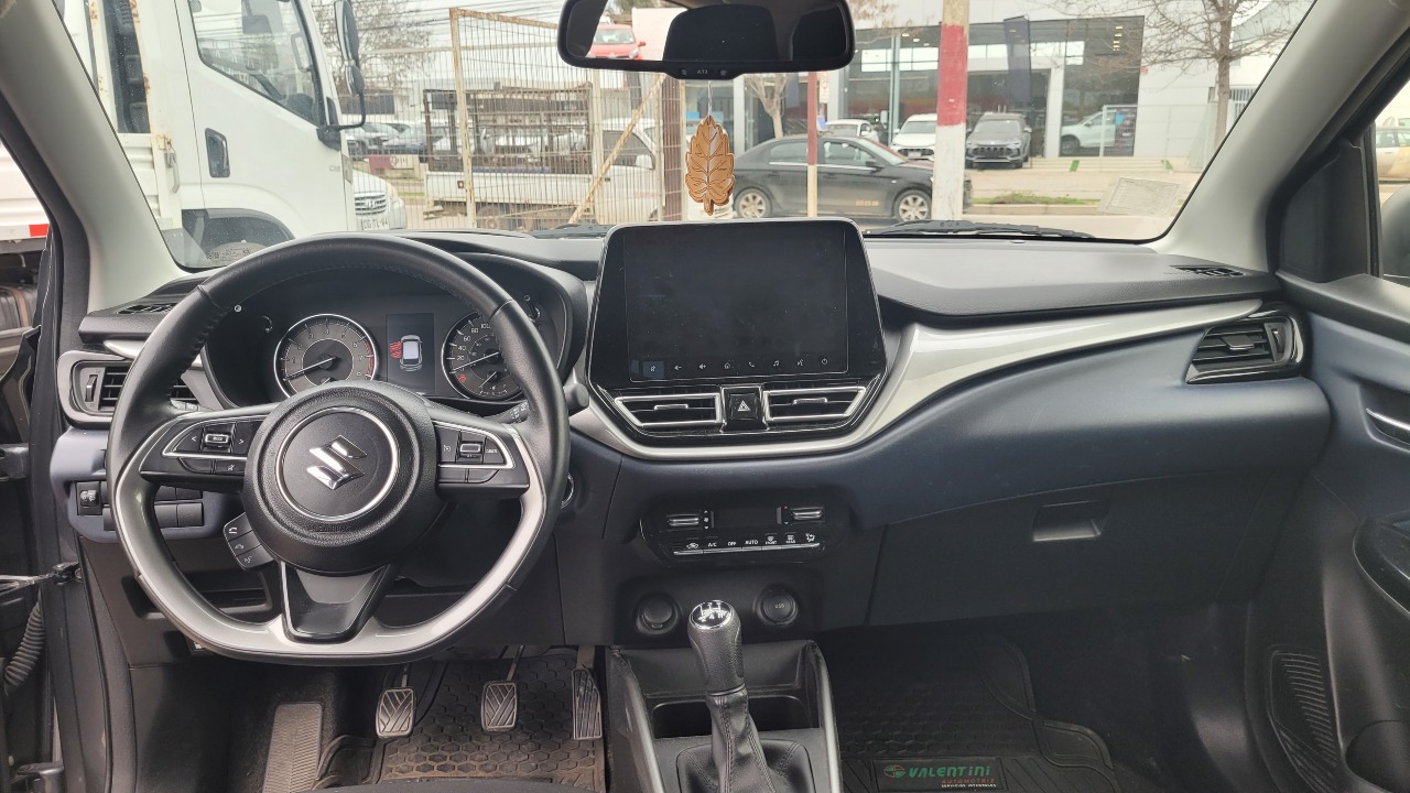 Suzuki Baleno 4X2 1.5 Full Mec. — foto 13 de 15