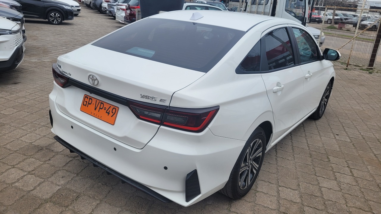 Toyota Yaris Sd1.5 Full Mec. — foto 4 de 15